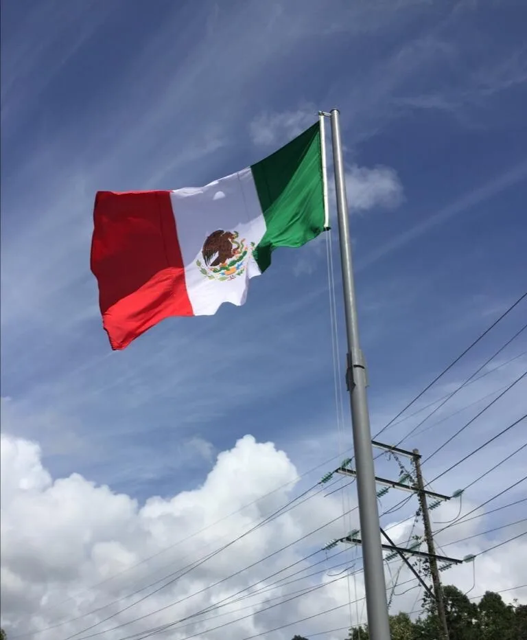 Banderas Exterior